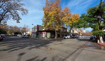 Local con Vivienda 