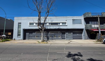 Local con Vivienda 